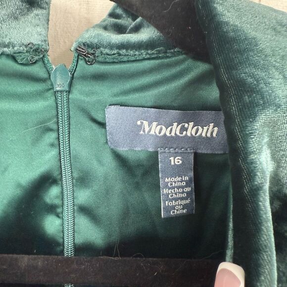 ModCloth Women’s 16 Green Velvet Retro Shirt Dress New - Picture 3 of 6